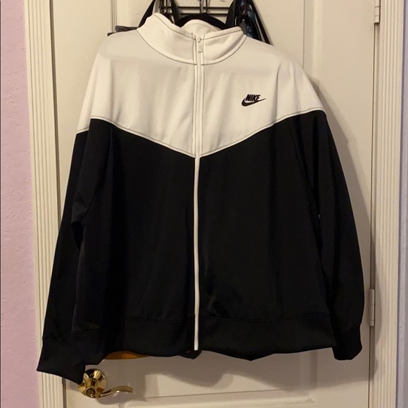 plus size nike tracksuit